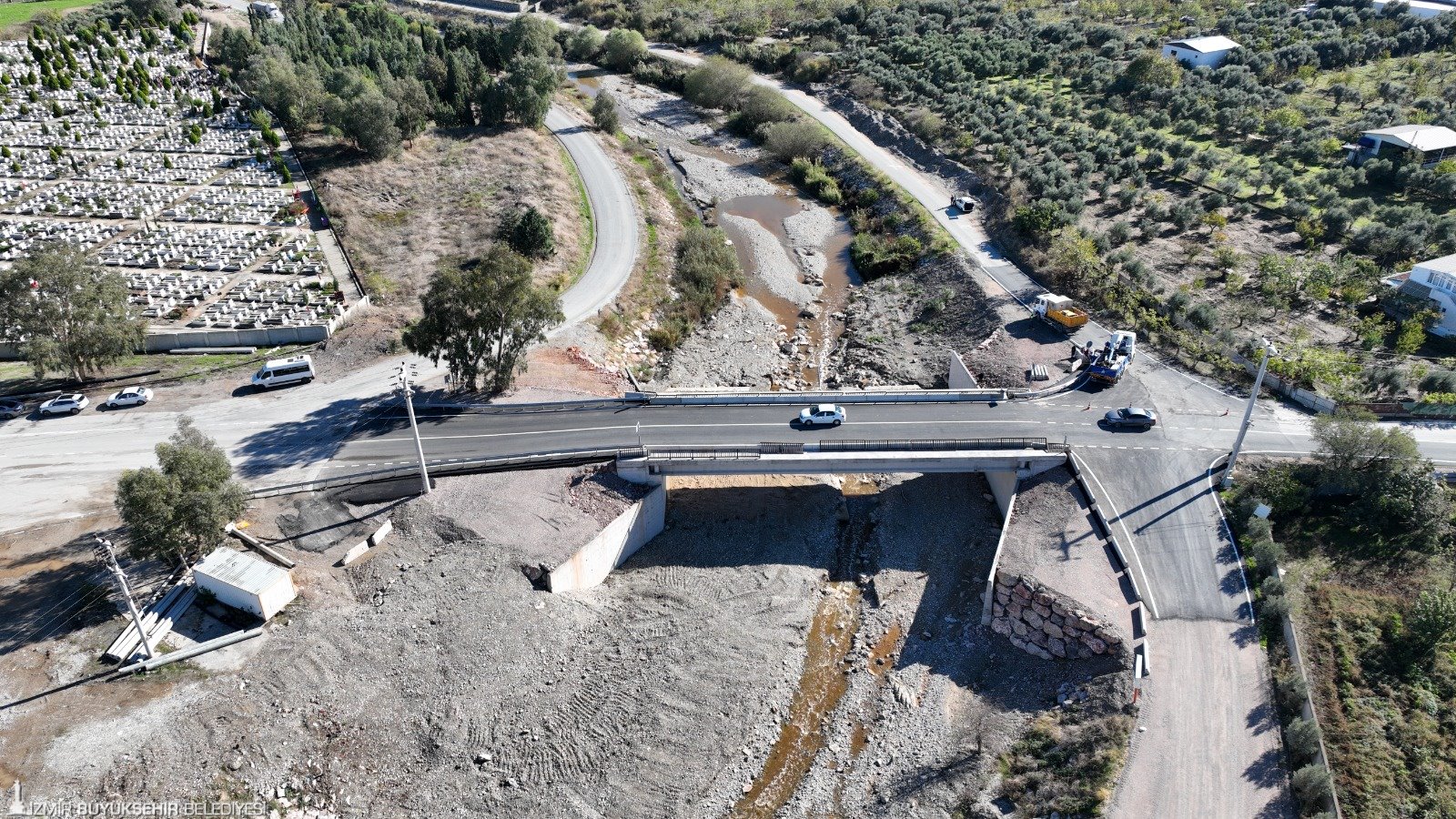 Nif Çayı Köprüsü yenilenerek trafiğe açıldı